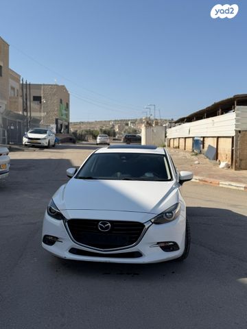 מודעת רכב מאזדה 3