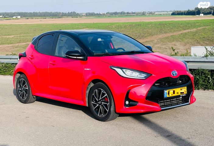 מודעת רכב טויוטה יאריס