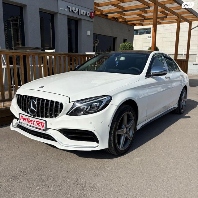 מודעת רכב מרצדס-בנץ C-class