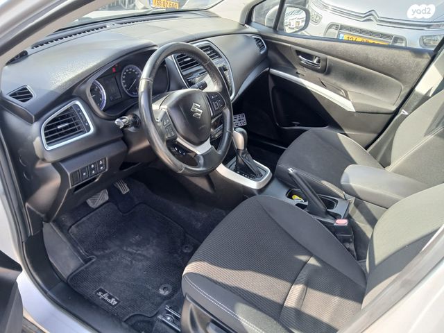 סוזוקי קרוסאובר