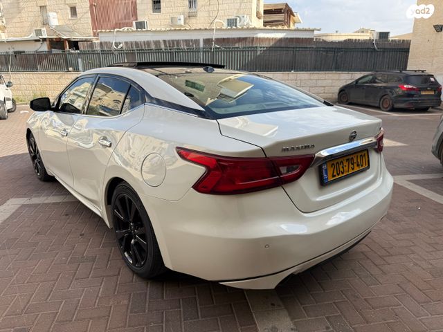 מודעת רכב ניסאן מקסימה 1