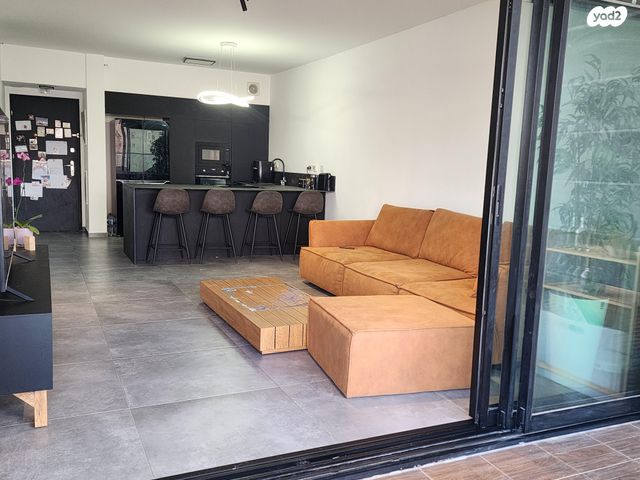 יוסף הגלילי 22