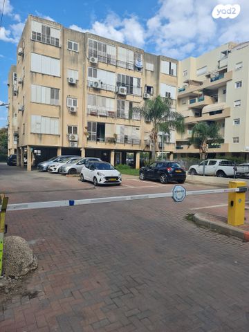 כובשי החרמון 11