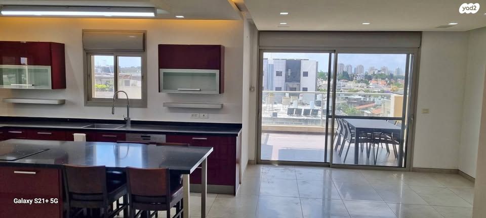 גג/ פנטהאוז, סוקולוב 97, מרכז, הרצליה