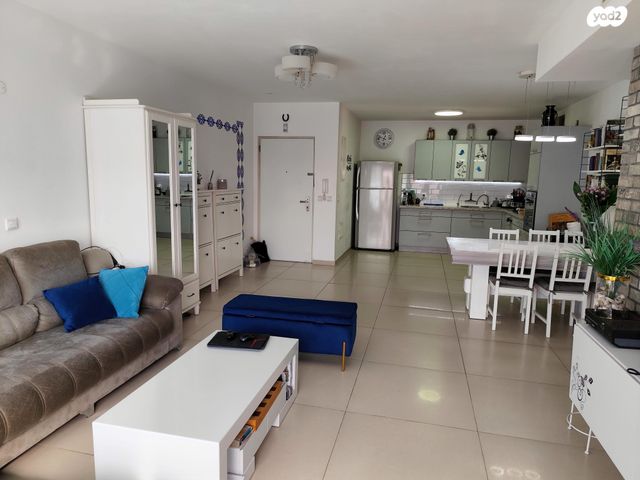 דירה, תאנה 15, החורש, חריש