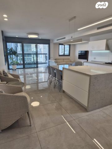 דירה, שונית 7, רמת חביב / רמת הנשיא, חיפה