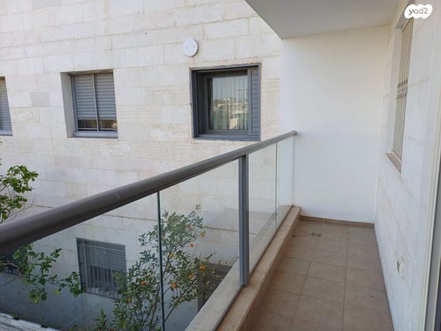 דירה, צוקית 6, הציפורים, מודיעין מכבים רעות