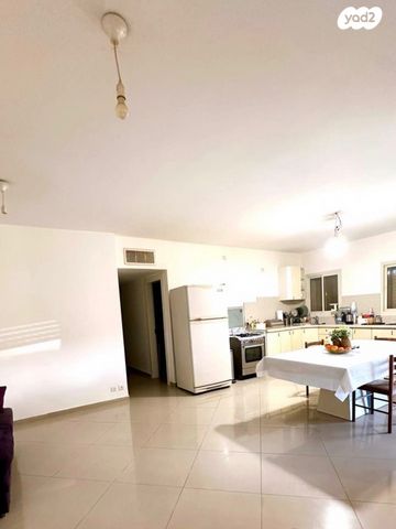 דירת גן, שדרות תל חי 36, רובע י"ז, אשדוד