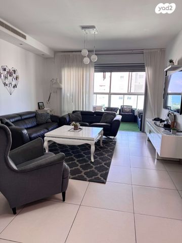 דירה, השייטת 4, אפרידר, אשקלון