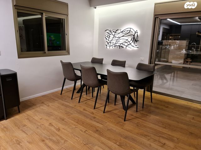 גג/ פנטהאוז, נחל צלמון 7, צור יצחק, צור יצחק