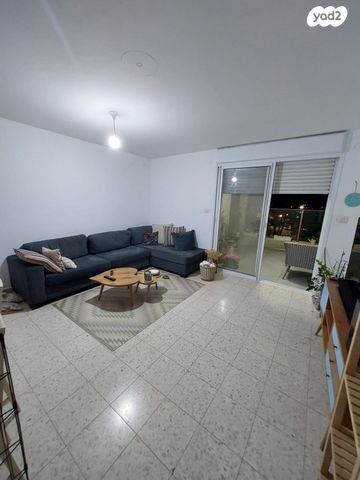 דירה, דרך משה דיין 16, קרית הסביונים, יהוד מונוסון