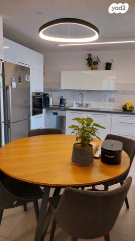 דירה, פנחס לבון 6, שיכון ותיקים, חולון