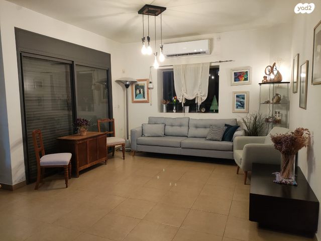 בית פרטי/ קוטג', אורן 209, בני ראם, בני ראם