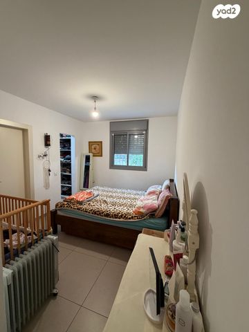 דירת גן, אליהו הנביא 11, פסגות אפק, ראש העין