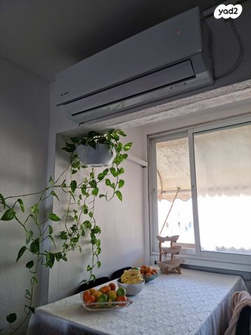 דירה, גאולה 17, עמידר, פרדס חנה כרכור