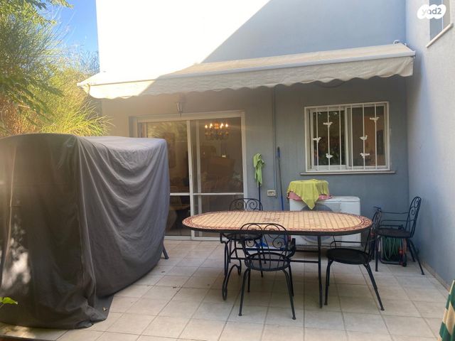 בית פרטי/ קוטג', צאלים 13, שירת הכפר, כפר ורדים