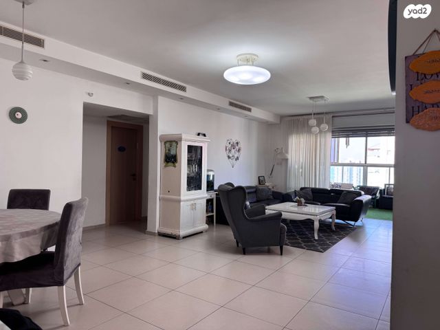 דירה, השייטת 4, אפרידר, אשקלון