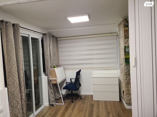 דירה, מאיר נקר 14, ארמון הנציב, תלפיות מזרח, ירושלים