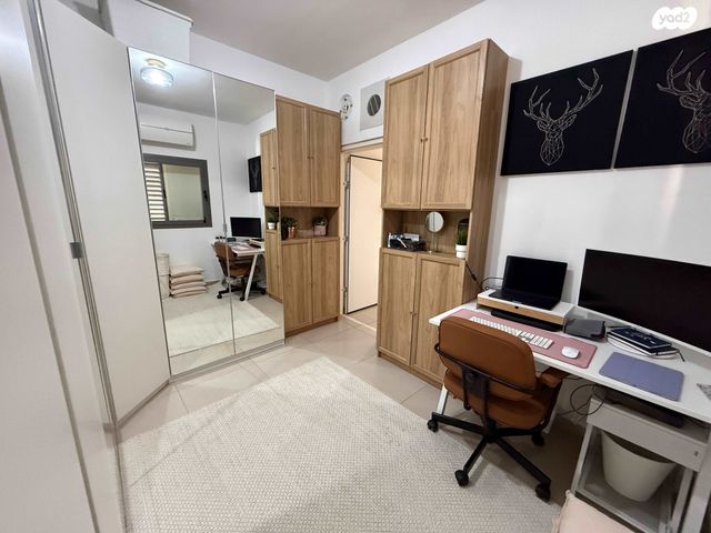 דירה, האשל 18, שכונת יהלום, מרכז העיר ב, רמת גן