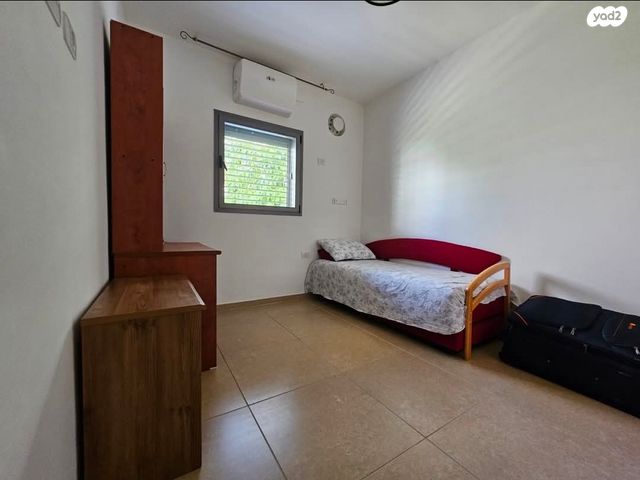 דירה, דוכיפת 25, הציפורים, מודיעין מכבים רעות