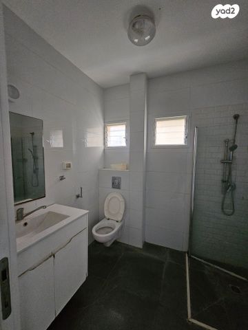 דירה, יהודה הלוי 27, מרכז העיר דרום, נתניה