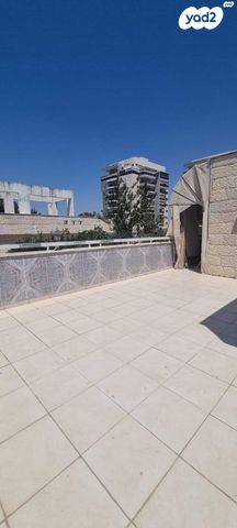 דו משפחתי, דודו דותן 1, קרית האמנים, מצליח, רמלה