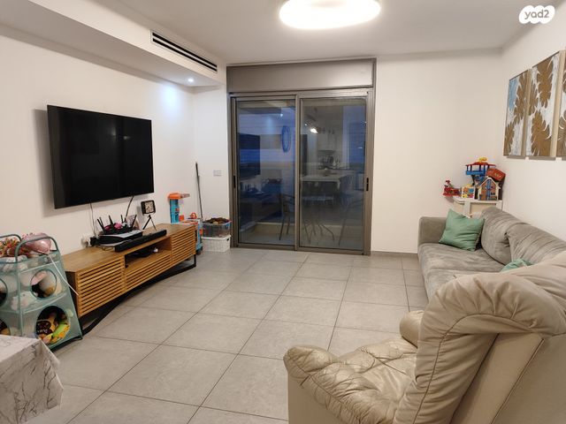 דירה, שרה אהרונסון 32, גדרה מזרח, גדרה