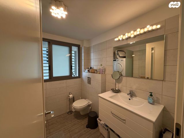 דירה, האשל 18, שכונת יהלום, מרכז העיר ב, רמת גן