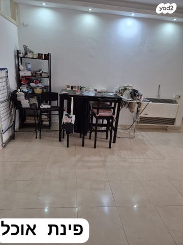 דירה, כובשי החרמון 11, שעריים, רחובות