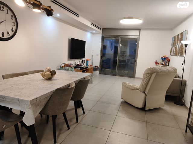 דירה, שרה אהרונסון 32, גדרה מזרח, גדרה