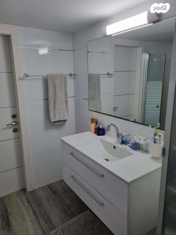 דירה, ראובן 3, מרכז העיר, סביניה, הוותיקה, קרית ביאליק