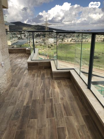 דירה, גולן 12, גבעת אלונים, יקנעם עילית