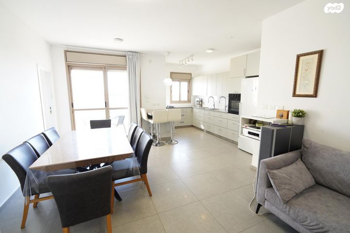 דירה, האלומה 8, הדגן, אפרת