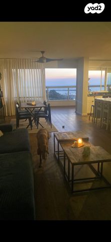 דירה, הגולשים 12, רובע ד', אשדוד