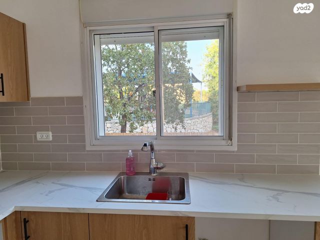 דירה, סמטת החרוב 7, נחלת בנימינה, בנימינה גבעת עדה