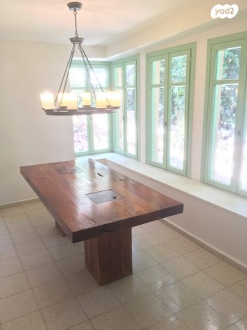 בית פרטי/ קוטג', הגפן 25, עשרת, עשרת