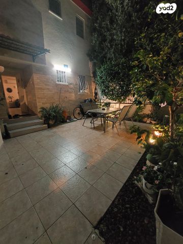 בית פרטי/ קוטג', שבטי ישראל 88, שיכוני המזרח, ראשון לציון