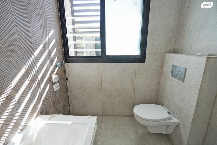 דופלקס, יהודה רגוניס 2, רמב"ם, ראשון לציון