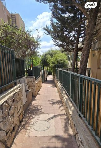 דירה, סמטת החרוב 7, נחלת בנימינה, בנימינה גבעת עדה