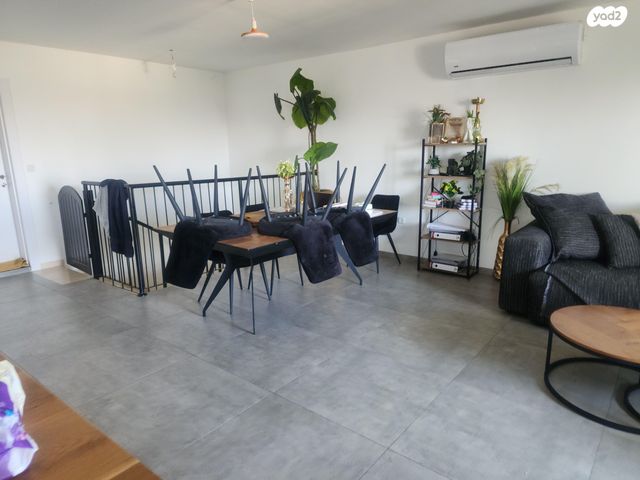 דירת גן, הדקל 1, נופים, נופים