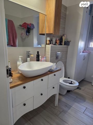 דירה, הרצל 6, עיר, מרכז העיר, נהריה