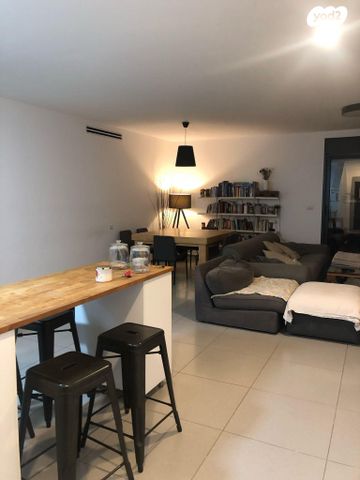 דירה, הארבל 1, פרדסיה, פרדסיה