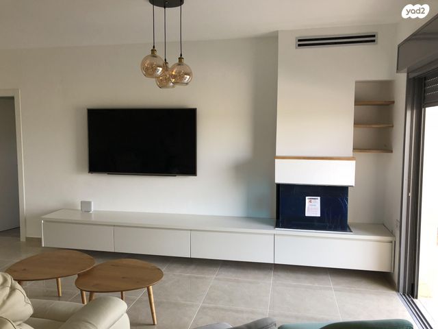 דירה, גולן 12, גבעת אלונים, יקנעם עילית