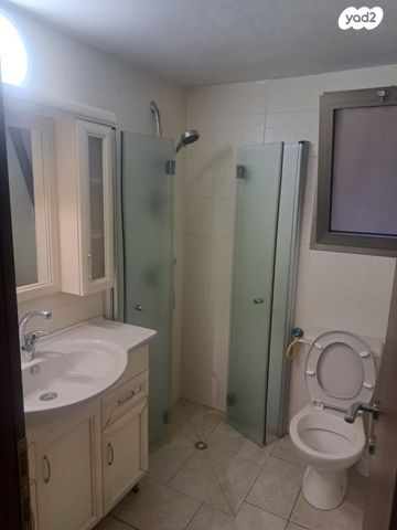 דירה, מזל עקרב 5, מתחם 11, הוד השרון