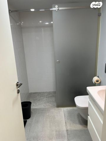 דירה, ז'בוטינסקי 134, הצפון החדש - כיכר המדינה, תל אביב יפו