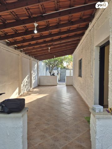 בית פרטי/ קוטג', אחד העם 39, קרית ים  א', קרית ים