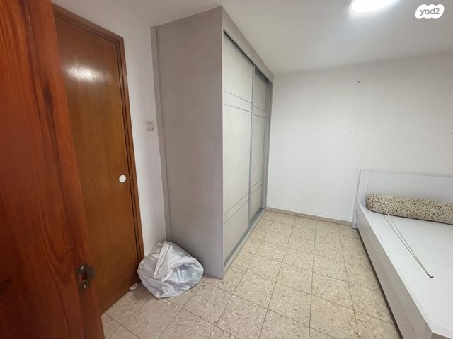 יחידת דיור, אלעזר 17, נאות המכבים, גן יבנה