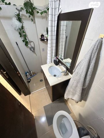 דירה, דוד רזיאל 14, הרצליה הצעירה, הרצליה