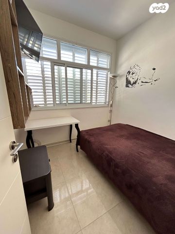 דירה, קרן היסוד 76, מרכז העיר, סביניה, הוותיקה, קרית ביאליק