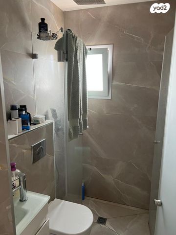 דירה, דרך בן גוריון 73, עצמאות יוספטל, בת ים